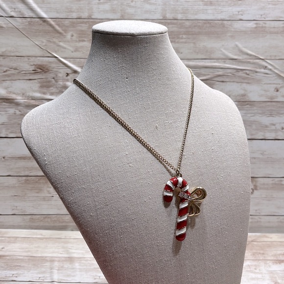 NIB 20” Candy Cane Necklace Gold Toned chain and Candy Cane with Rhinestones - Picture 3 of 6